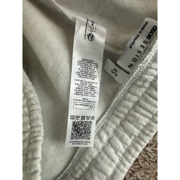 ASOS DESIGN Curve straight leg jogger with Marseille embroidered graphic 2XL - Picture 11 of 16